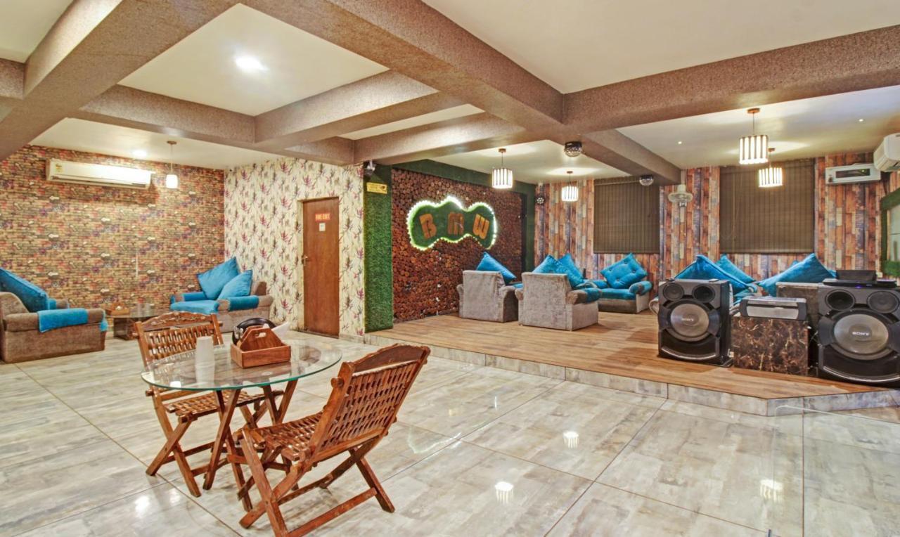 Hotel Treebo The Boss Rāipur Esterno foto