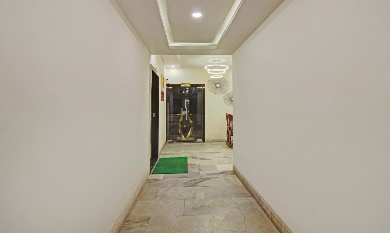 Hotel Treebo The Boss Rāipur Esterno foto