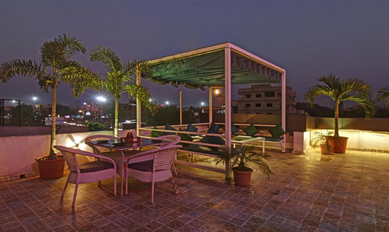 Hotel Treebo The Boss Rāipur Esterno foto