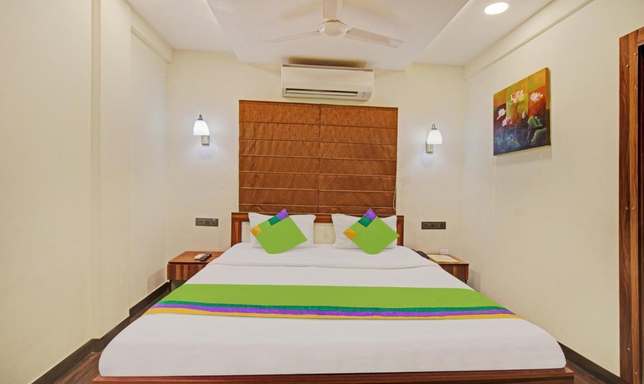 Hotel Treebo The Boss Rāipur Esterno foto