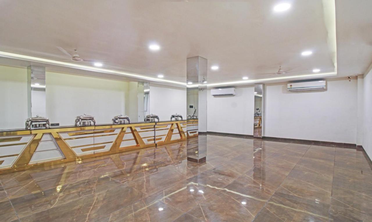 Hotel Treebo The Boss Rāipur Esterno foto