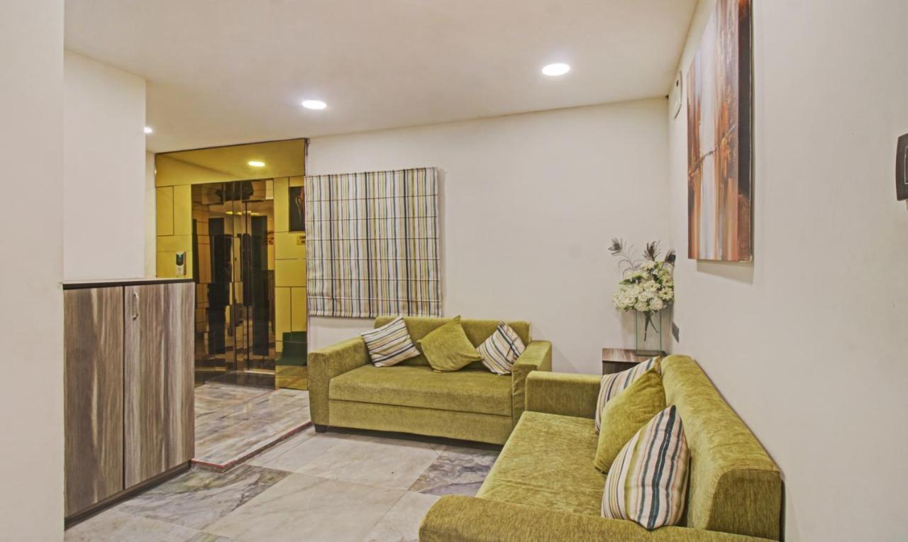 Hotel Treebo The Boss Rāipur Esterno foto