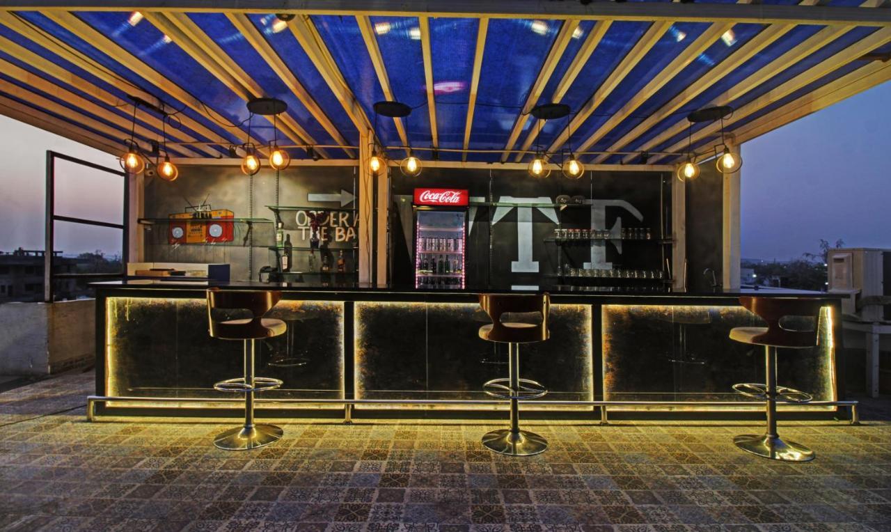 Hotel Treebo The Boss Rāipur Esterno foto